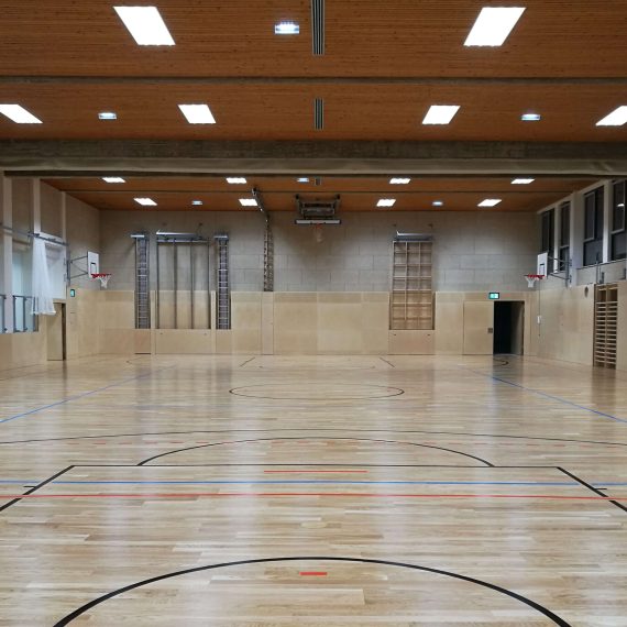 Turnhalle Pranger Montagen